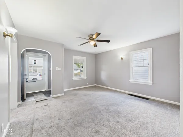 $99,400 | 711 East 32nd Street, Anderson, IN 46016
