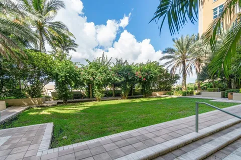 $665,000 | 403 South Sapodilla Avenue, Unit 511, West Palm Beach, FL 33401