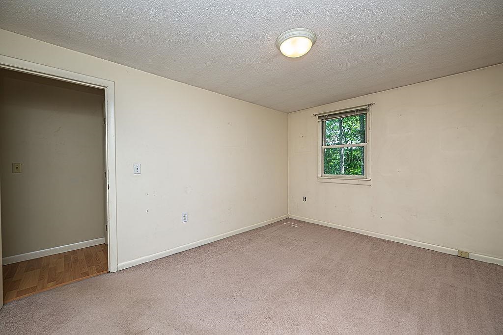 181 High Range Road Londonderry, NH 03053 - Photo 26 of 48 Gallery Image 26