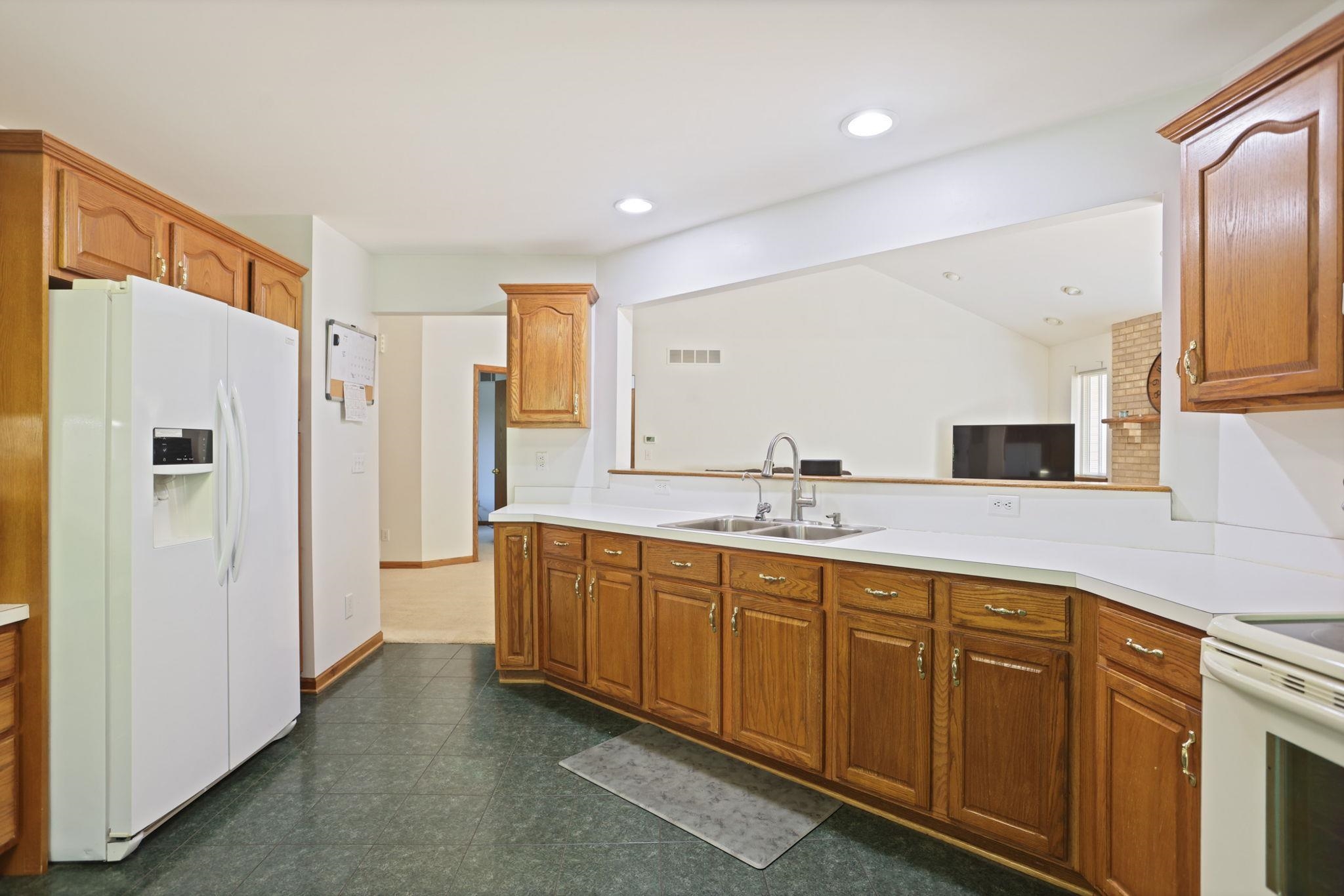 1287 West Willard Road Birch Run, MI 48415 - Photo 8 of 64 50185081-4fec69d0-ce2e-45db-89a8-7d4cbce835dc.JPG