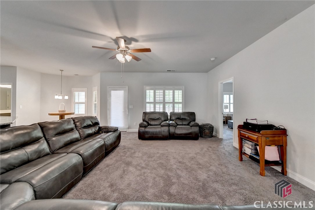 508 Forest Street Jefferson, GA 30549 - Photo 8 of 41