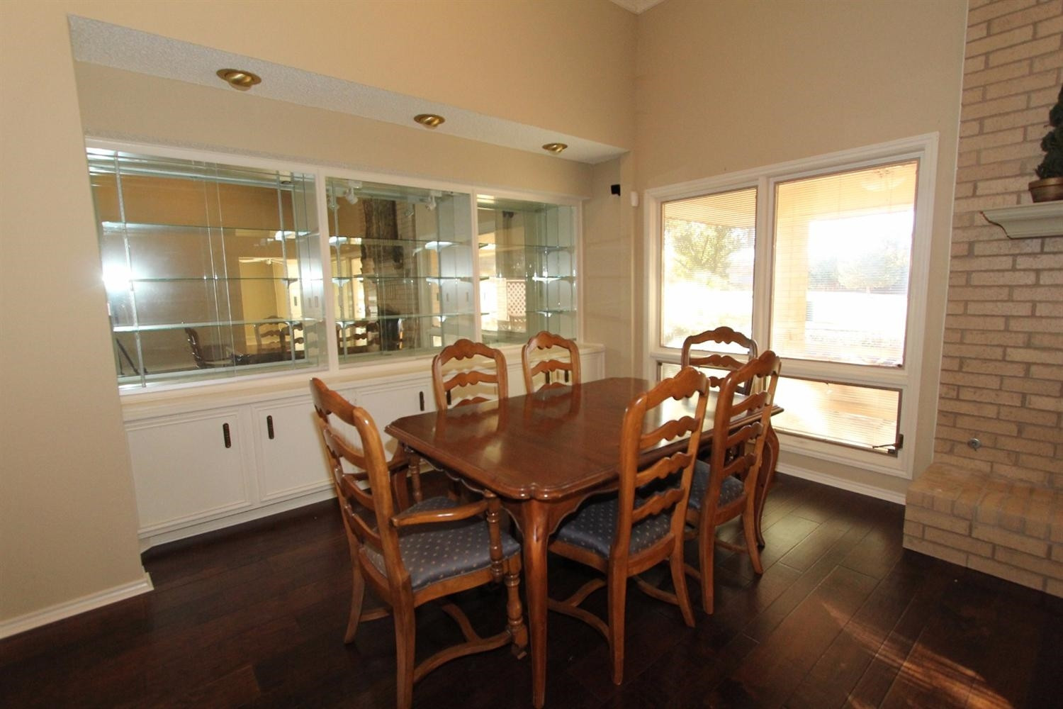 4627 89th Street Lubbock, TX 79424 - Photo 6 of 10 Dining Area