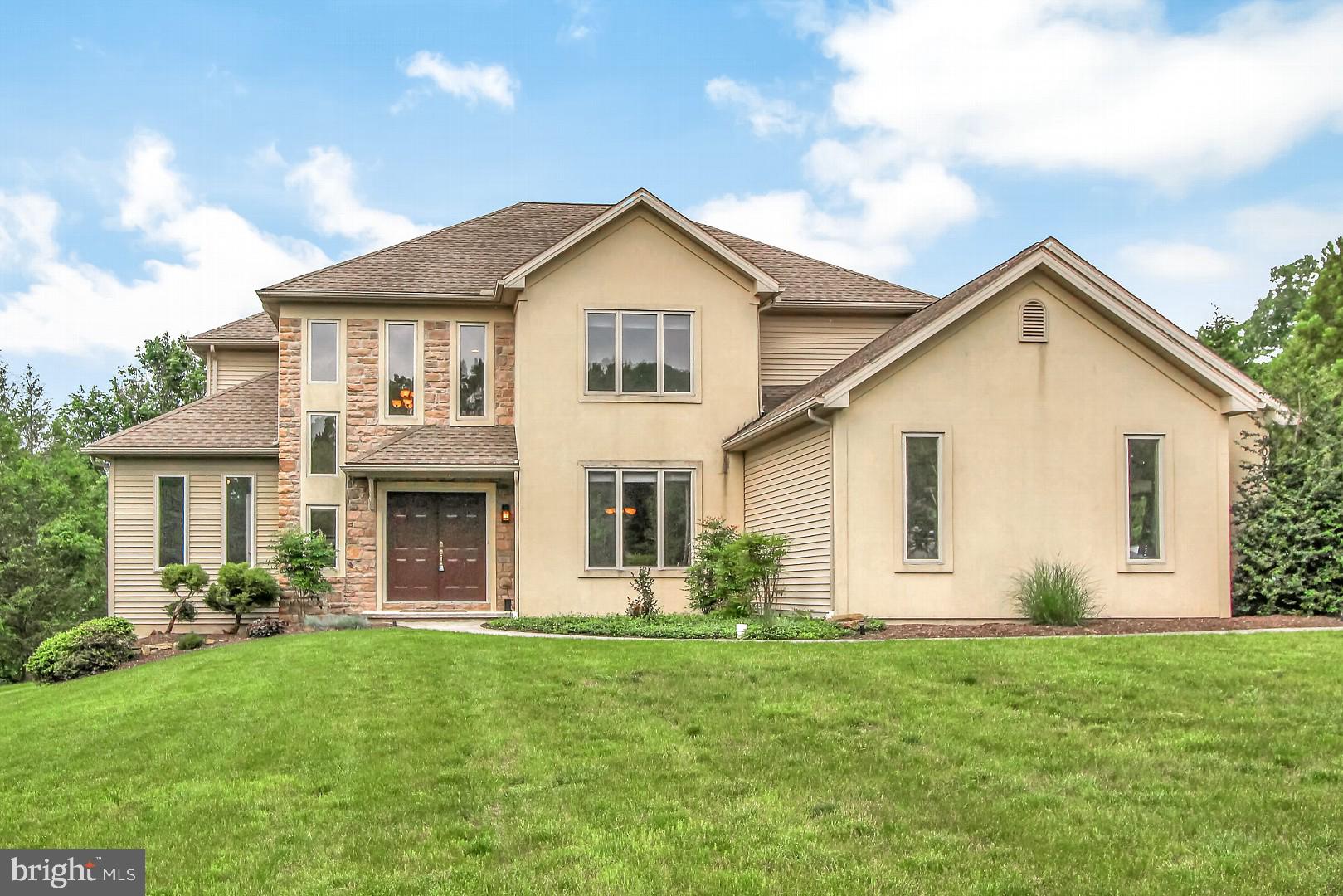 2010 Mt Zion Road York, PA 17402 - Photo 1 of 37 Gallery Image 1