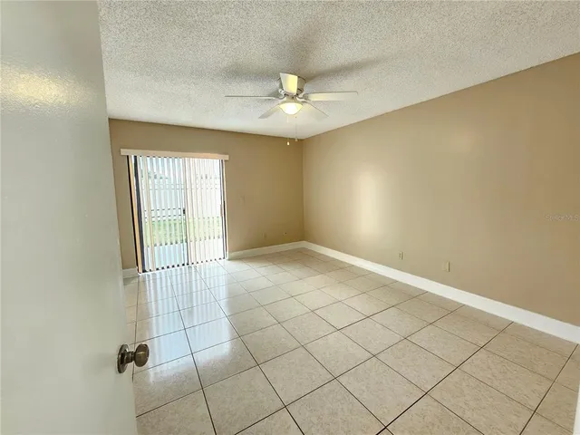 $2,400 | 1024 Whalebone Bay Drive, Kissimmee, FL 34741