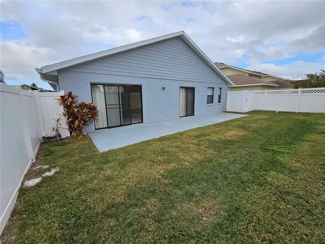 $2,400 | 1024 Whalebone Bay Drive, Kissimmee, FL 34741