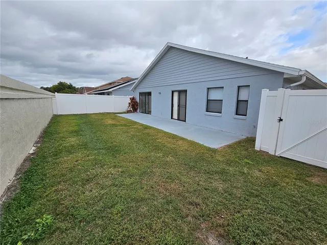 $2,400 | 1024 Whalebone Bay Drive, Kissimmee, FL 34741