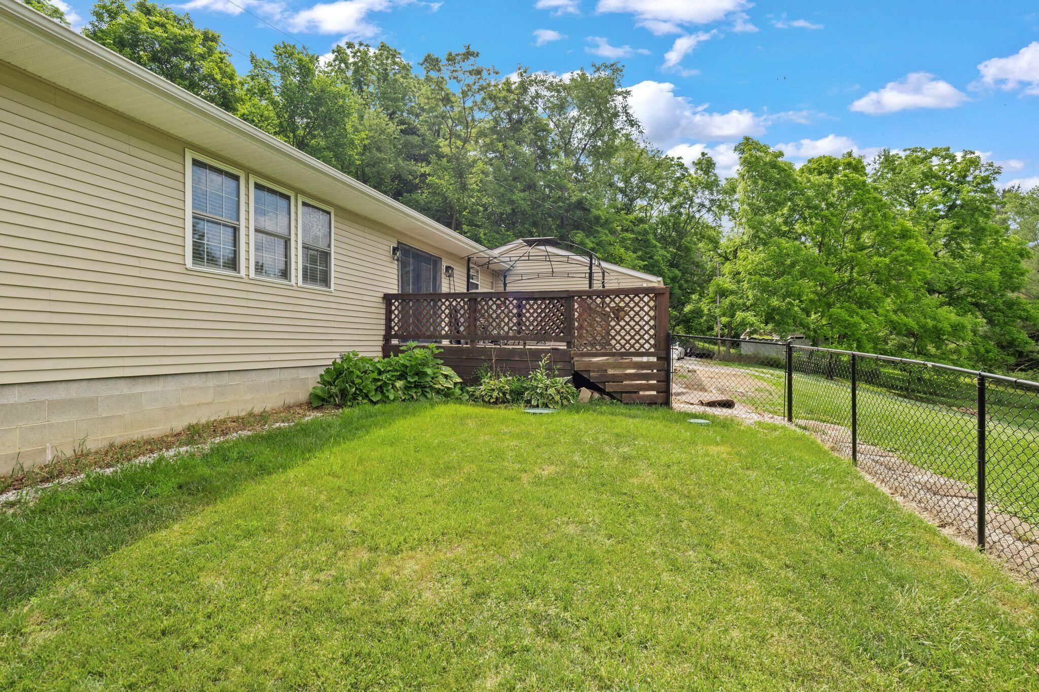 2339 Pumpkin Vine Road Southeast Lancaster, OH 43130 - Photo 4 of 35