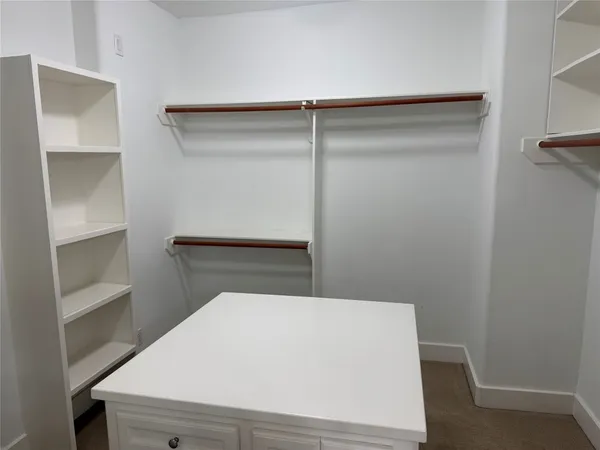 $4,700 | 332 Asbury Street, Houston, TX 77007