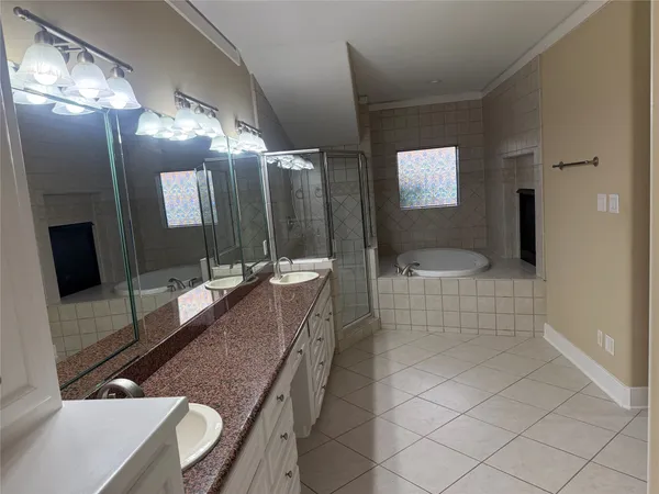 $4,500 | 332 Asbury Street, Houston, TX 77007