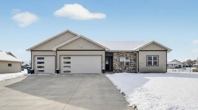 $474,800 | W2343 Ethan Drive, Appleton, WI 54913