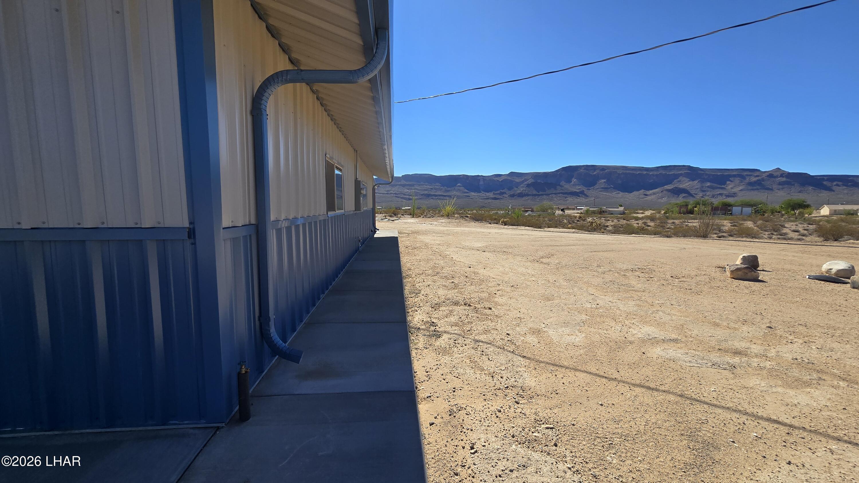 4302 West Speedway Road Yucca, AZ 86438 - Photo 4 of 43