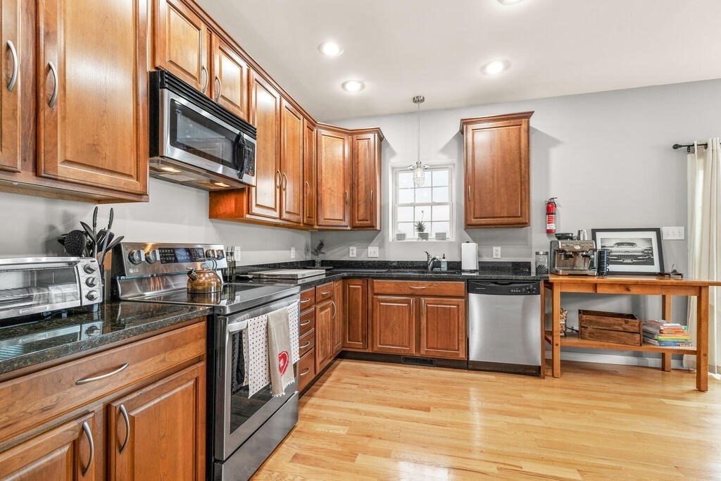 1 Milton Ridge Road, Unit F Lynn, MA 01902 - Photo 12 of 42 Gallery Image 12