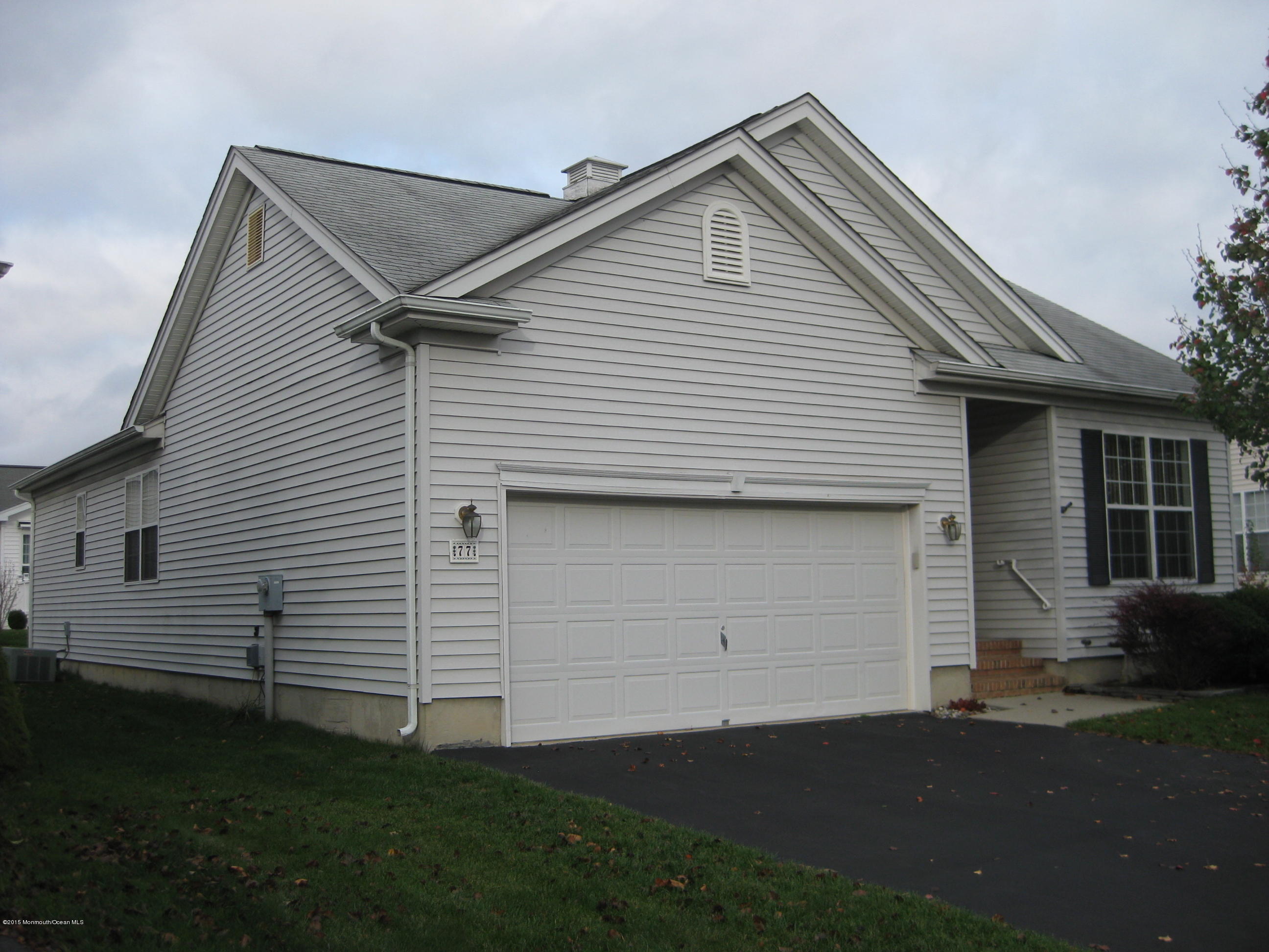 77 Byron Road Brick, NJ 08724 - Photo 4 of 27 IMG_3966