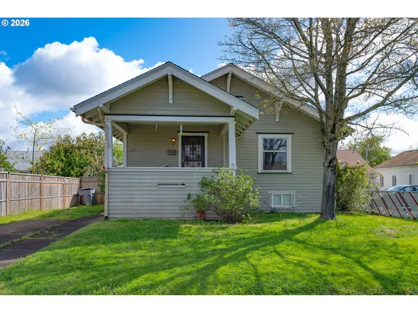 $355,000 | 1235 Southwest Washington Street, Albany, OR 97321