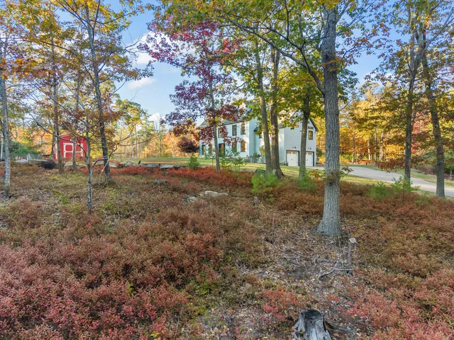 $1,200,000 | 3 Bhoireann Lane, York, ME 03909