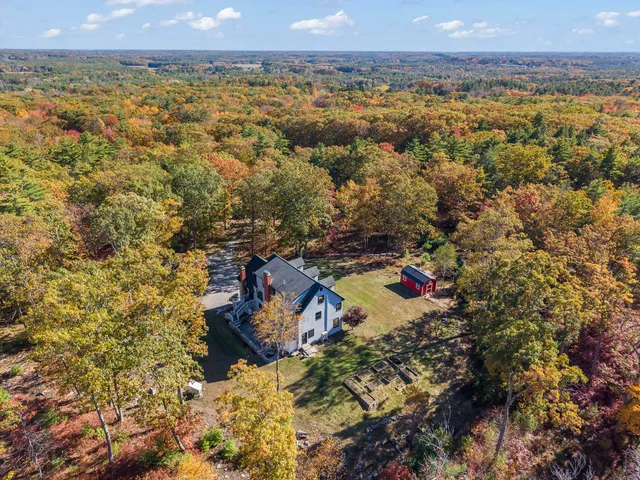 $1,200,000 | 3 Bhoireann Lane, York, ME 03909