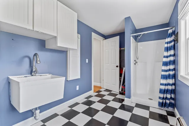 $1,200,000 | 3 Bhoireann Lane, York, ME 03909