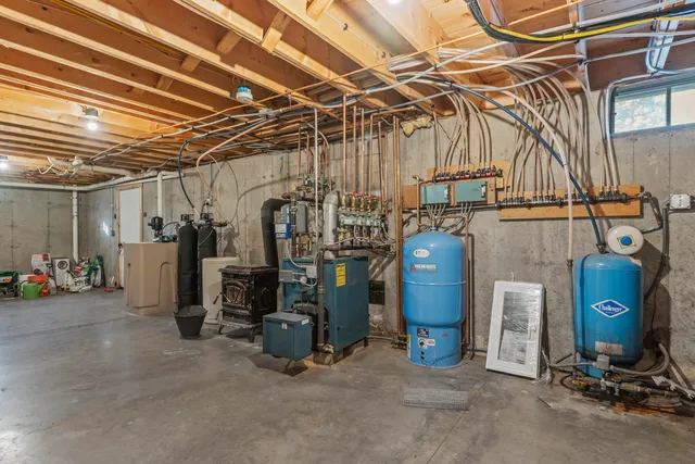 $1,200,000 | 3 Bhoireann Lane, York, ME 03909