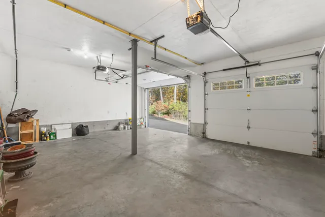 $1,200,000 | 3 Bhoireann Lane, York, ME 03909