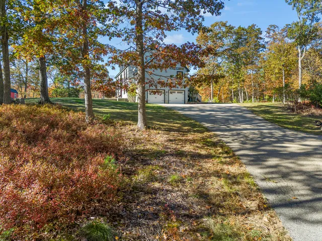 $1,200,000 | 3 Bhoireann Lane, York, ME 03909