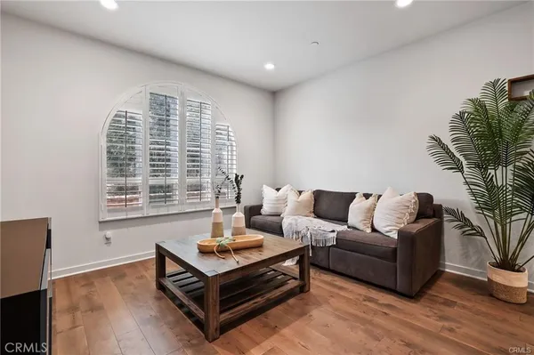 $4,400 | 53 Savannah, Lake Forest, CA 92630