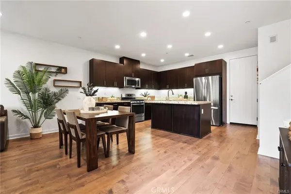 $4,400 | 53 Savannah, Lake Forest, CA 92630