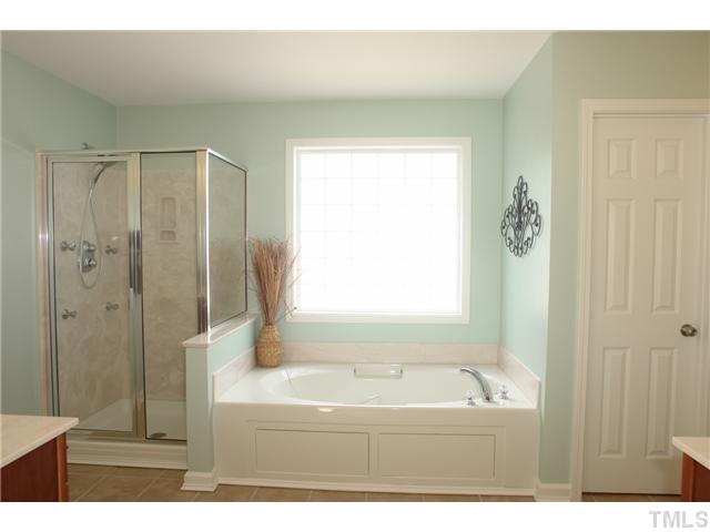 3208 Queensland Road Raleigh, NC 27614 - Photo 18 of 25 Gallery Image 18