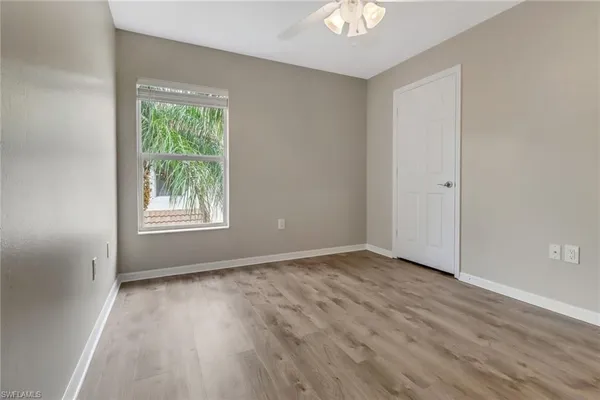 $2,695 | 815 Hampton Circle, Unit 143, Naples, FL 34105