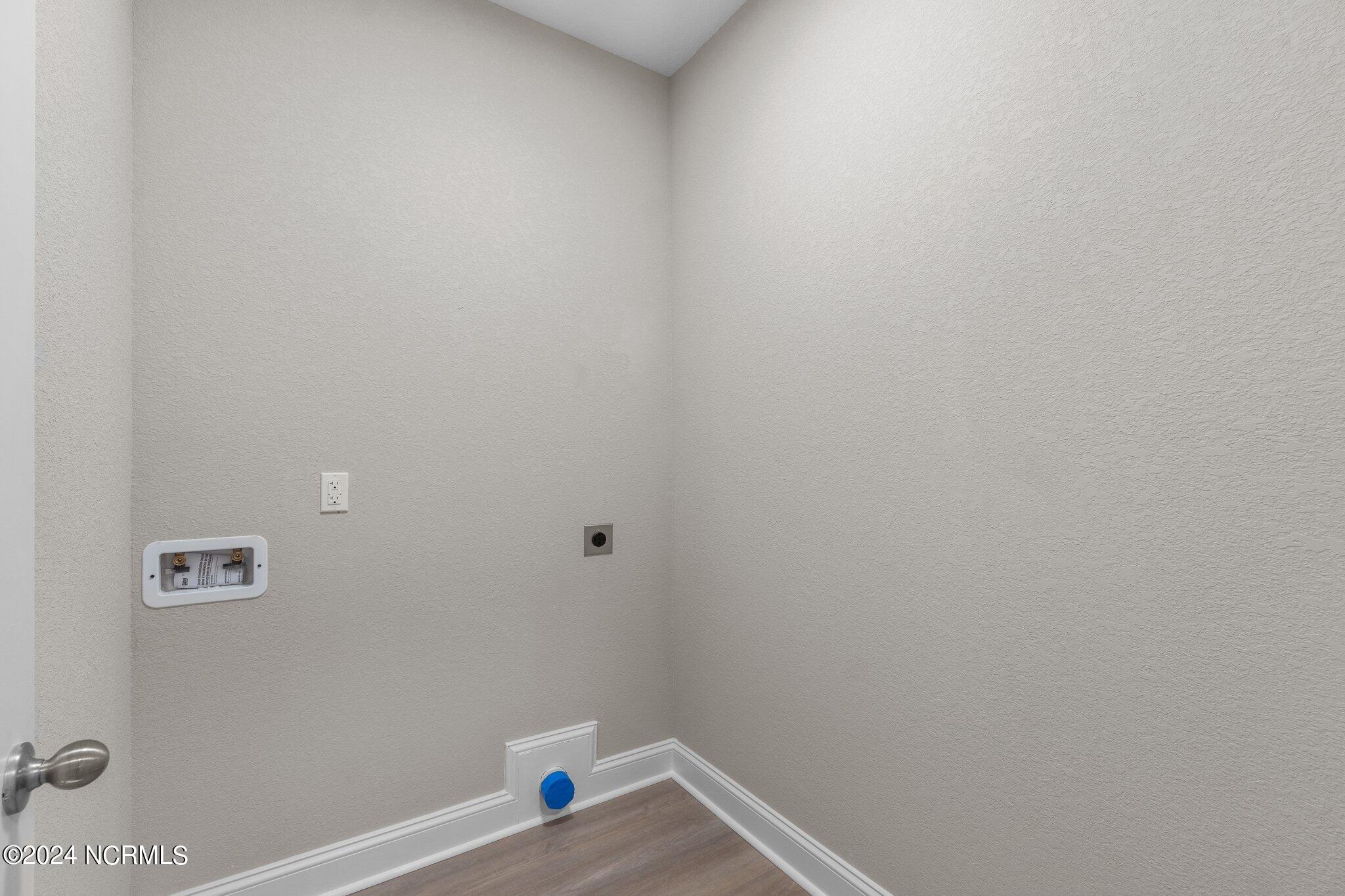 106 Meadow Ridge Lane Coinjock, NC 27923 - Photo 21 of 40 37-web-or-mls-DSC02457