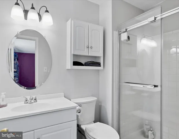 $715,000 | 13515 King Charles Drive, Chantilly, VA 20151