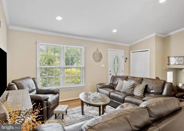 $715,000 | 13515 King Charles Drive, Chantilly, VA 20151