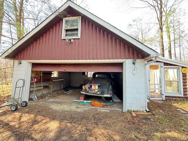 34 Cascade Lake Road Warwick, NY 10990 - Photo 14 of 23 Garage with greenhouse and loft space
