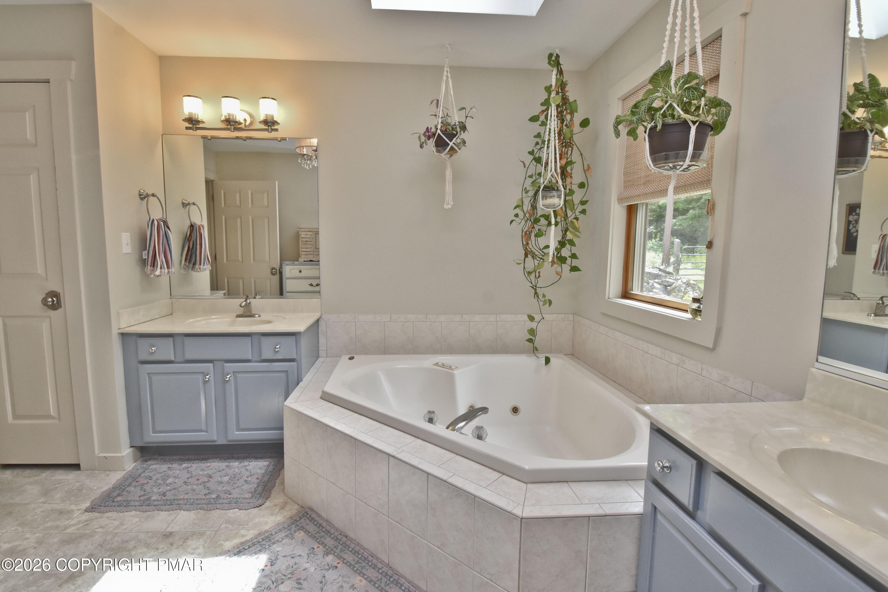 186 Quiet Valley Road Stroudsburg, PA 18360 - Photo 27 of 64 8.5 Primary Bath (3)
