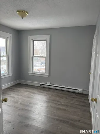 $2,400 | 165 Adelaide Street, Hartford, CT 06114