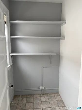 $2,400 | 165 Adelaide Street, Hartford, CT 06114