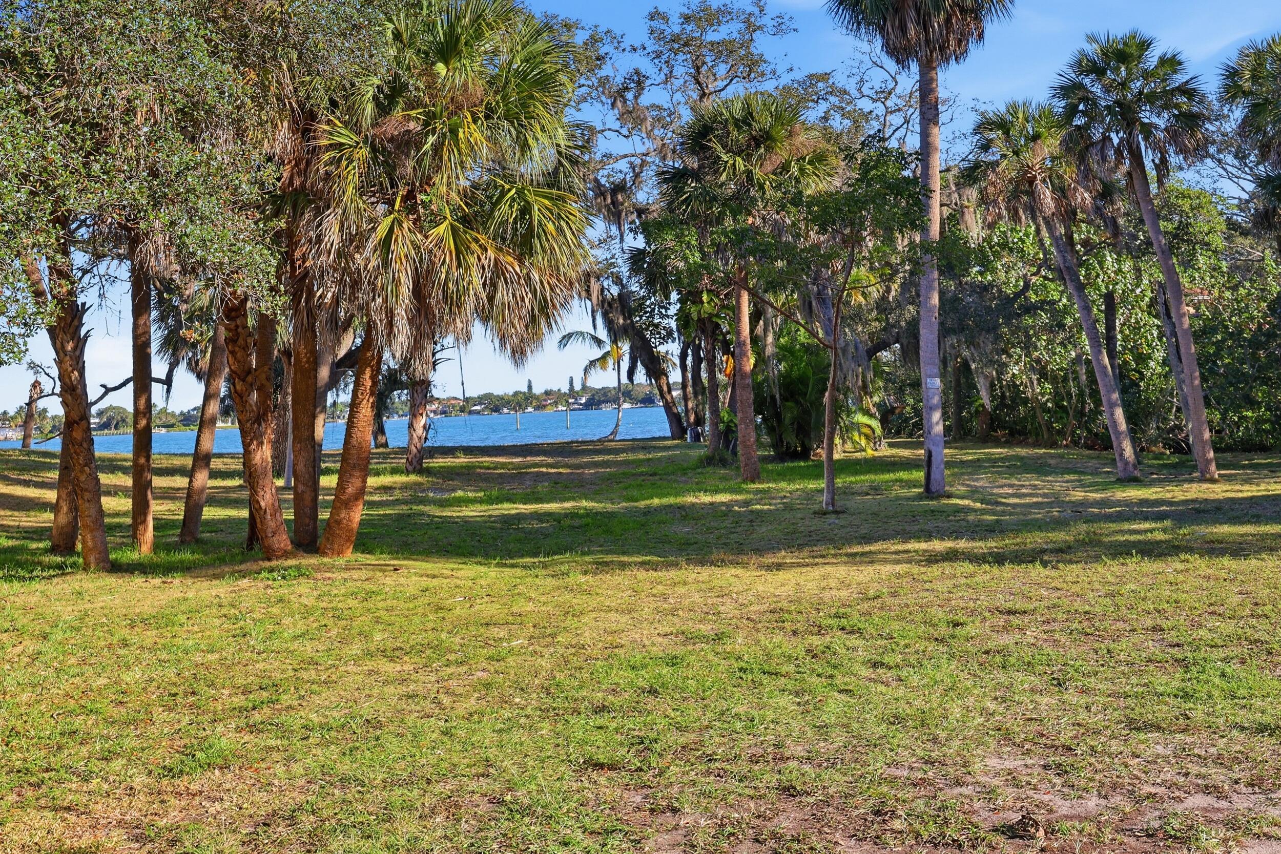 953 Thayer Lane Jupiter, FL 33458 - Photo 20 of 43 030_Kd0S