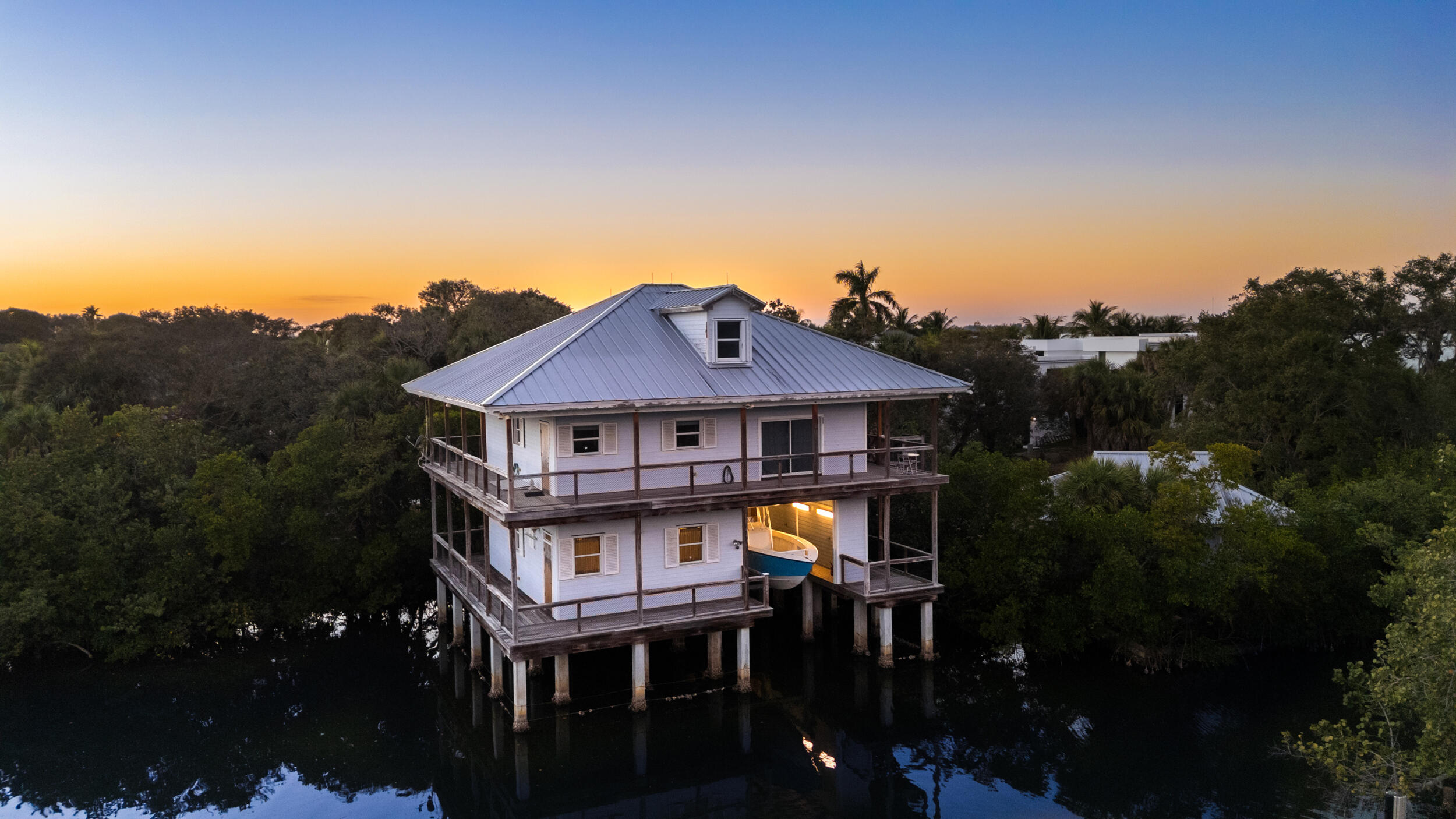 953 Thayer Lane Jupiter, FL 33458 - Photo 24 of 43 004_zdAs