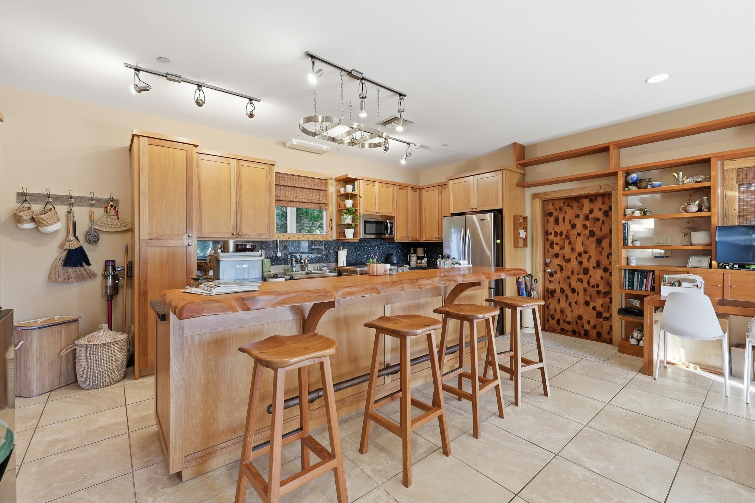 953 Thayer Lane Jupiter, FL 33458 - Photo 32 of 43 006_qN3I