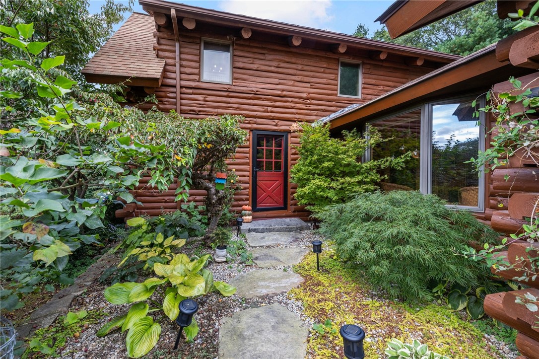 888 Tillinghast Road East Greenwich, RI 02818 - Photo 33 of 40 Gallery Image 33