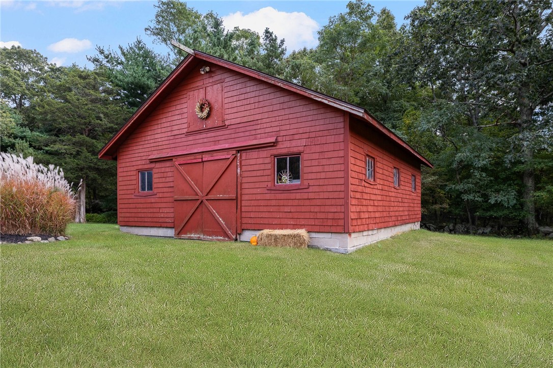 888 Tillinghast Road East Greenwich, RI 02818 - Photo 35 of 40 Gallery Image 35