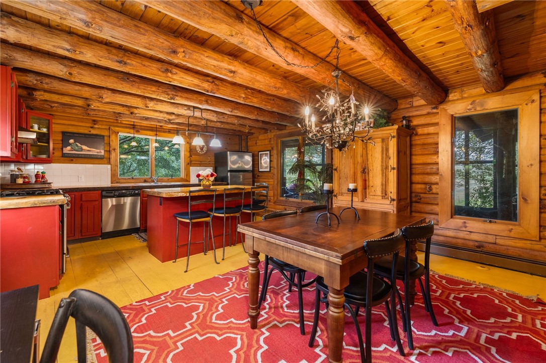 888 Tillinghast Road East Greenwich, RI 02818 - Photo 9 of 40 Gallery Image 9