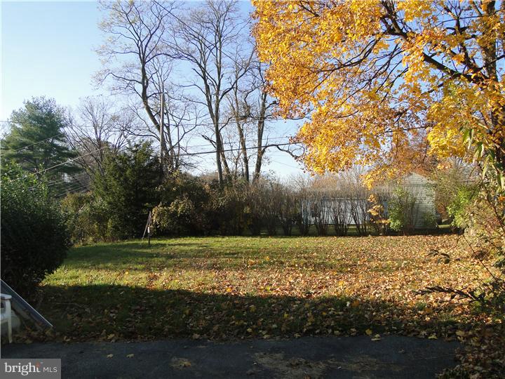 126 Gable Road Paoli, PA 19301 - Photo 3 of 7