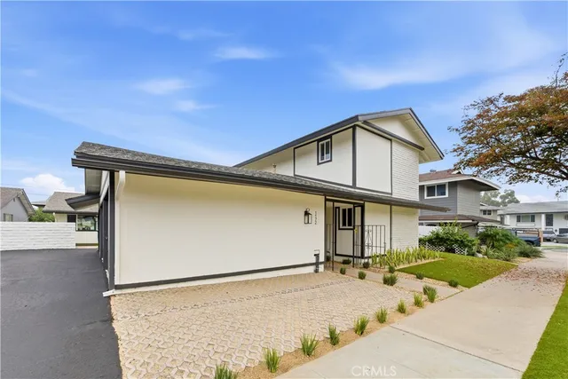 $3,595 | 1172 North Shattuck Street, Unit C, Orange, CA 92867