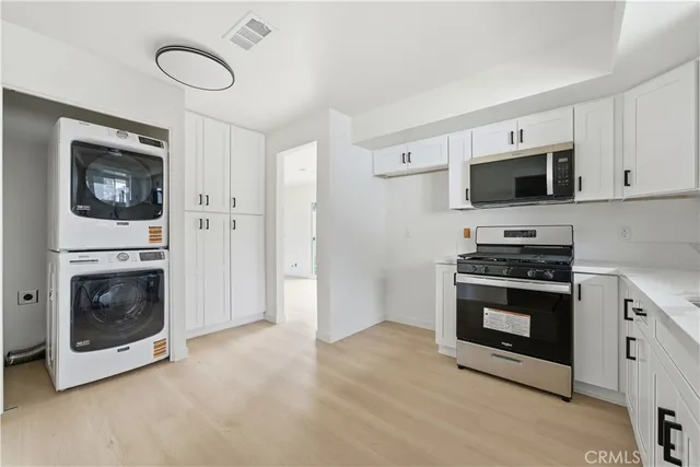 $3,595 | 1172 North Shattuck Street, Unit C, Orange, CA 92867