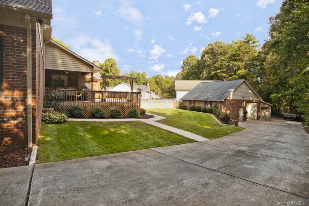 7271 Price Point Denver, NC 28037 - Photo 2 of 24 Gallery Image 2