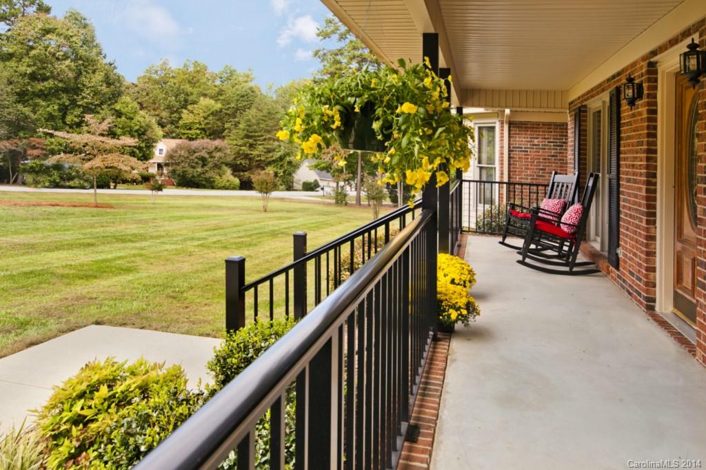 7271 Price Point Denver, NC 28037 - Photo 3 of 24 Gallery Image 3