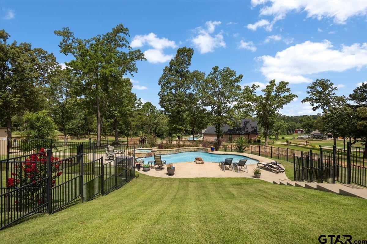 14347 Ridge Way Lindale, TX 75771 - Photo 31 of 48