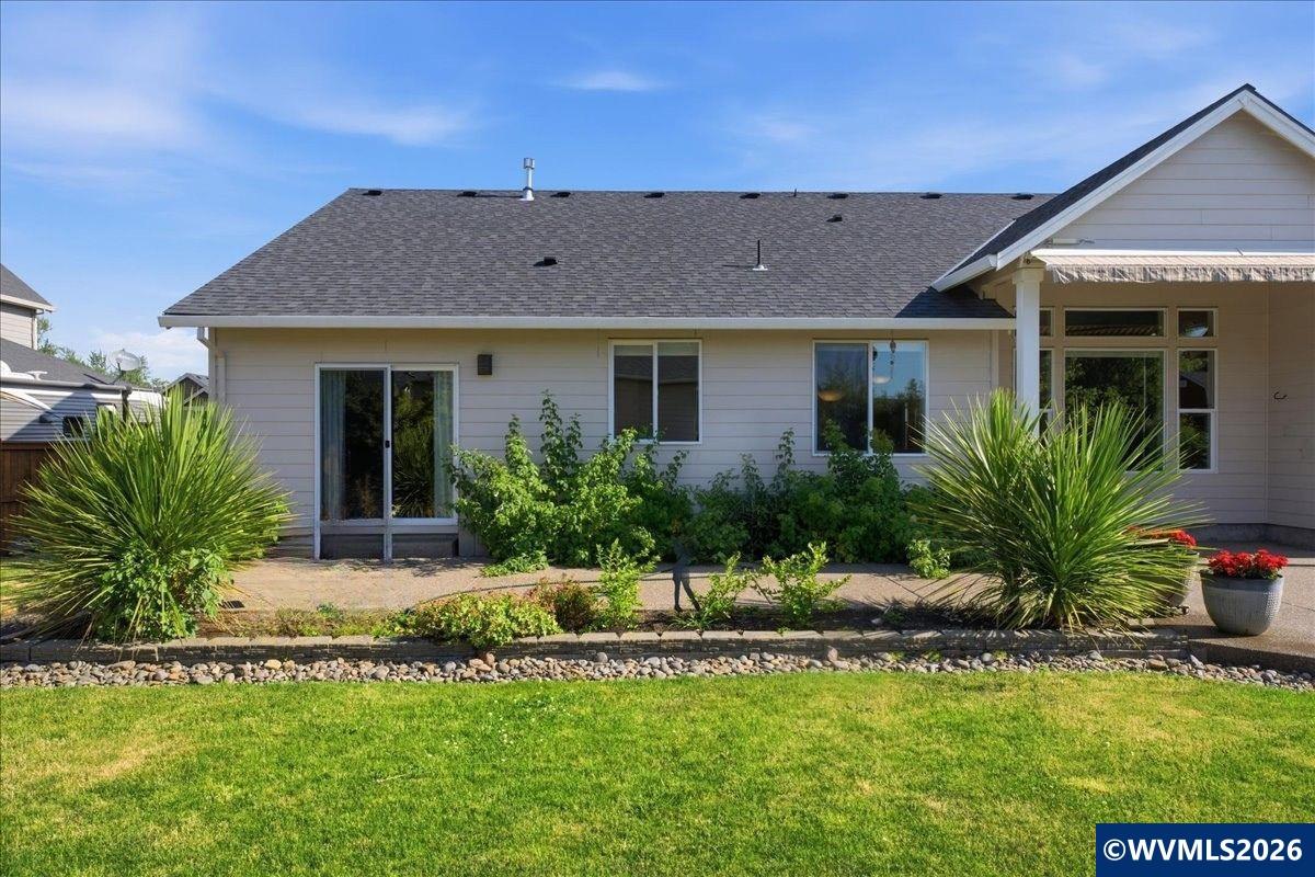 2020 Northeast Evergreen Avenue Albany, OR 97321 - Photo 25 of 29