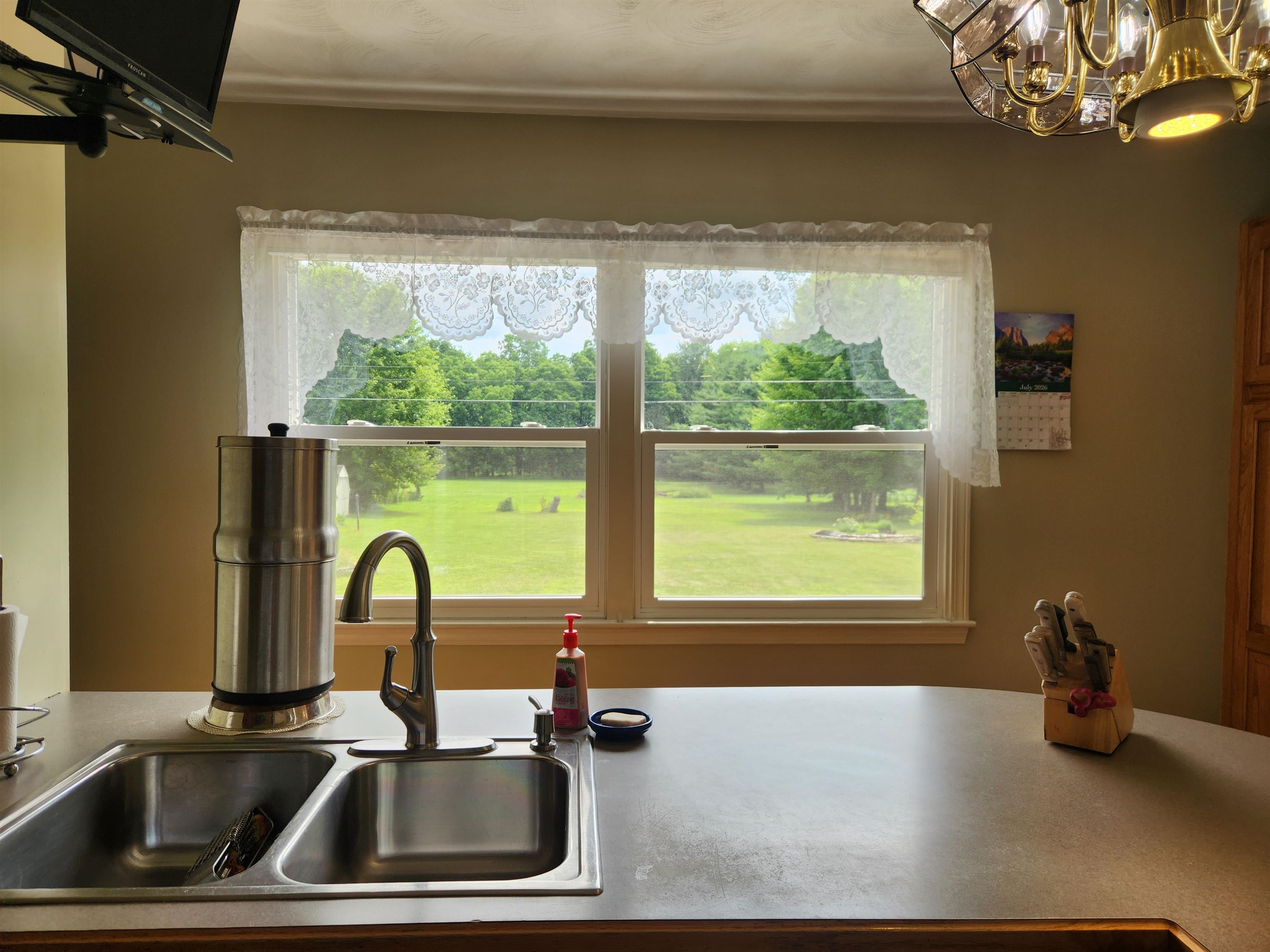 2011 Flanders Road Charlotte, MI 48813 - Photo 16 of 90
