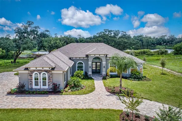 $779,360 | 19 Island Club Drive, Tavares, FL 32778